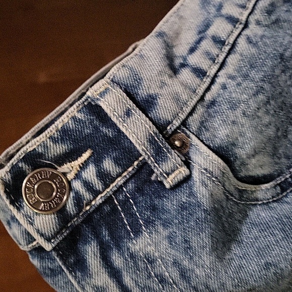 🖤 womens size 6 the rockn rev acid wash cropped high waist mom jeans - Picture 3 of 13